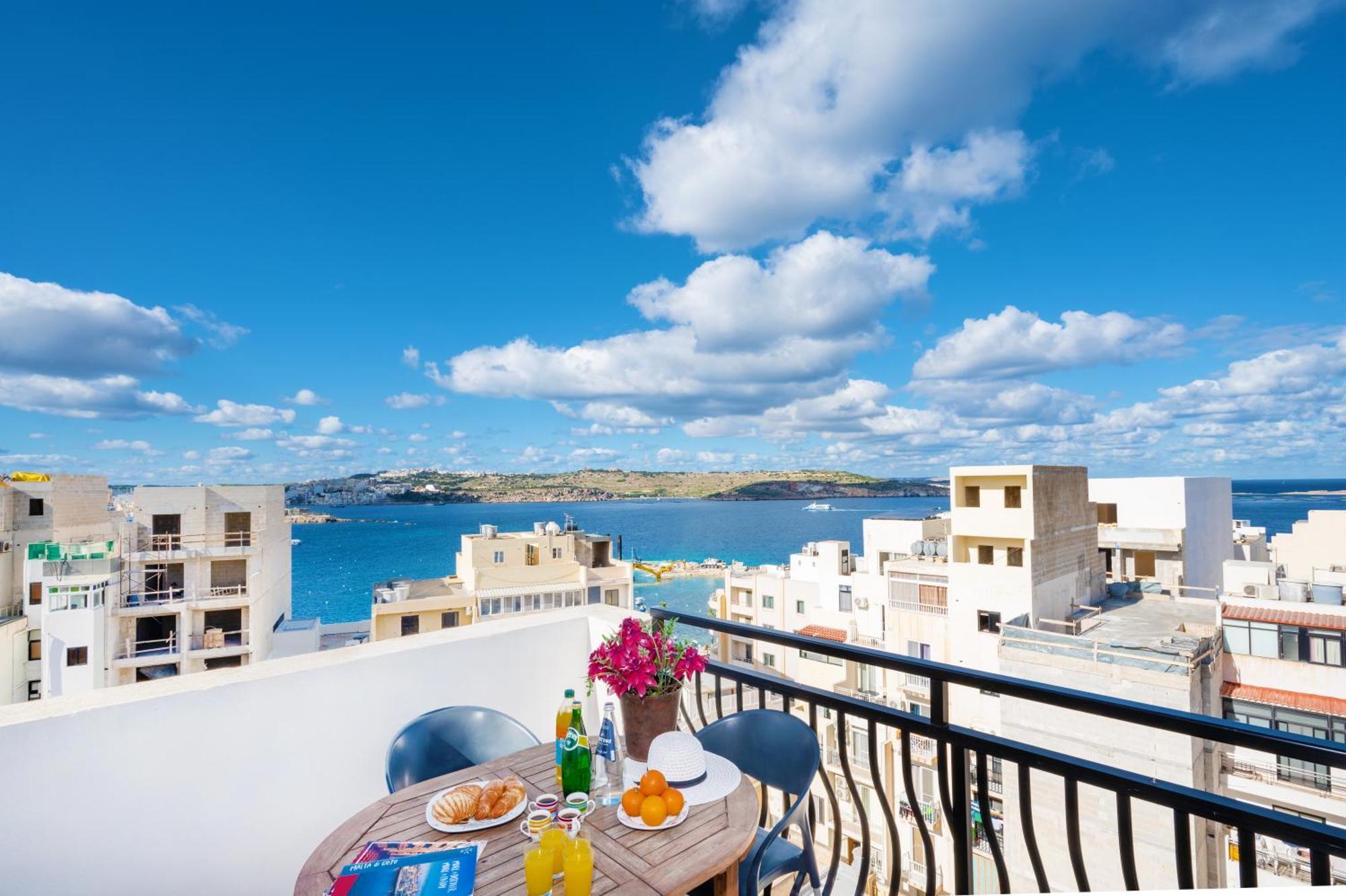 Seashells 2 Bedroom Apartment With Sunny Terrace With Stunning Sea Views - By Getawaysmalta St. Paul's Bay Buitenkant foto